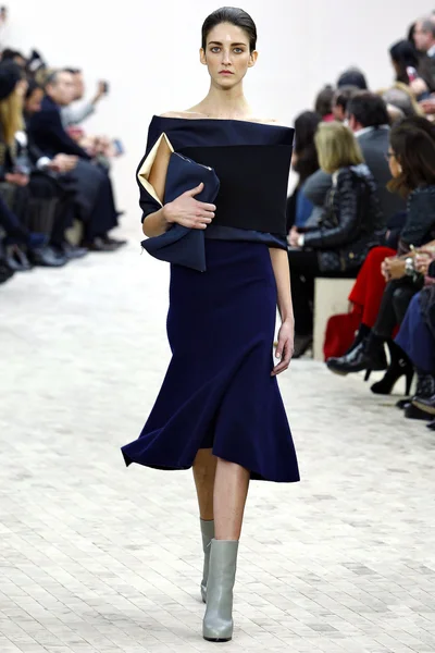 Look 37